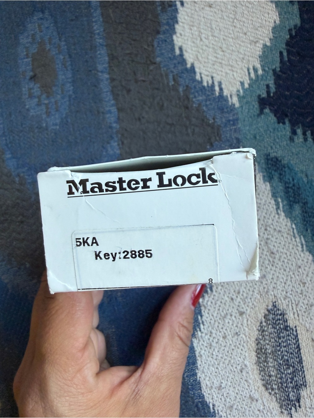 Masters Lock Commercial Padlock (White Box) - Masters - Picture 4 of 6